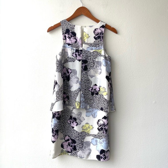 🛑SOLD BAR III Watercolor Floral Layered Shift Dress - Picture 10 of 10